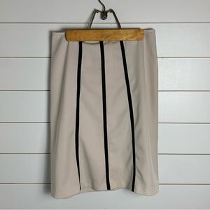 Vintage B. Smart tuxedo striped cream/black A-line skirt. Woman’s size 9/10.